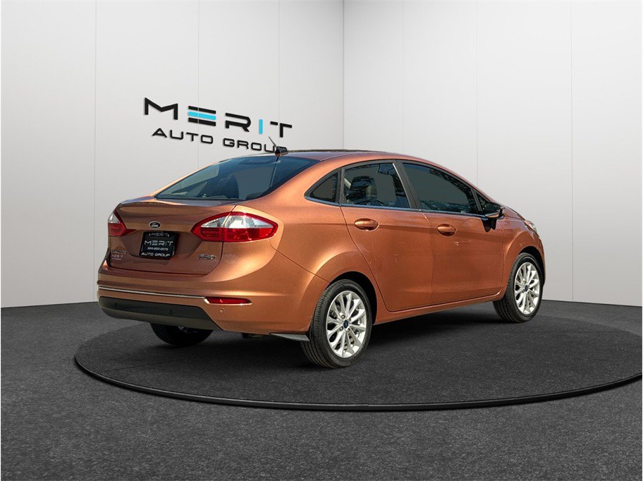 Used 2017 Ford Fiesta Titanium FWD image 9