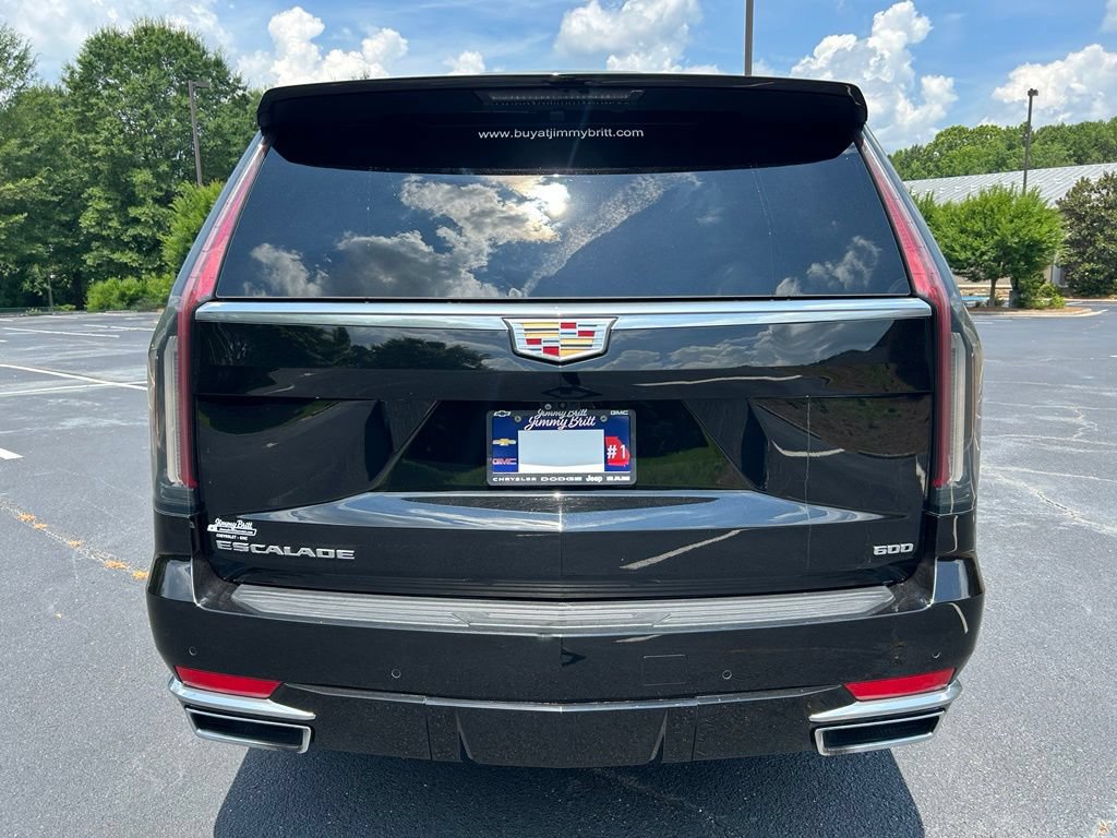 Used 2022 Cadillac Escalade Premium Luxury w/ Performance Package AWD/4WD image 23
