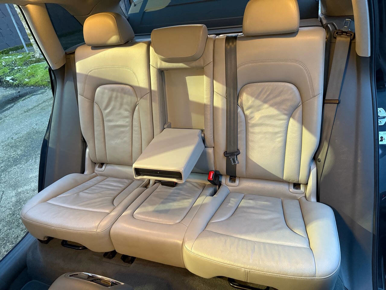 Used 2017 Audi Q5 2.0T Premium Plus w/ Technology Package image 9