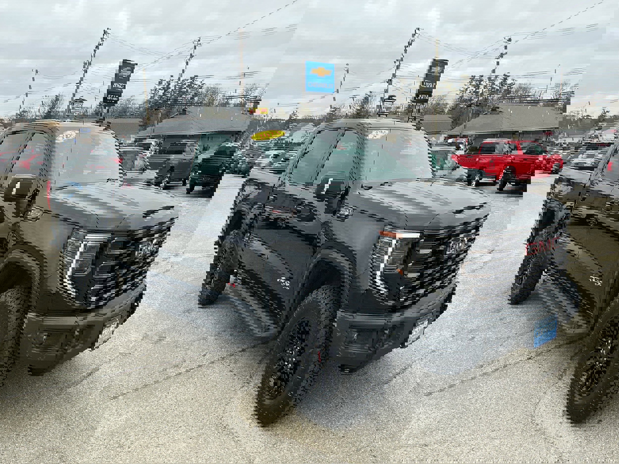 Certified 2023 GMC Sierra 1500 AT4X image 2