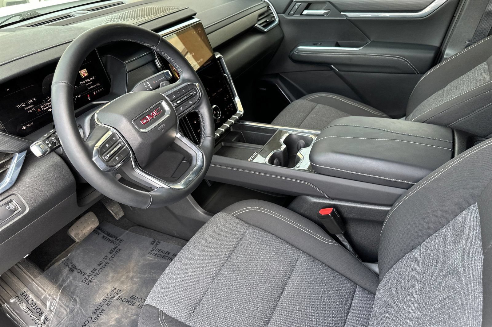 Certified 2025 GMC Acadia Elevation FWD image 10