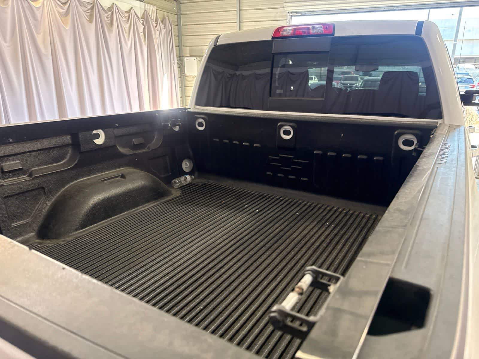 Used 2018 Chevrolet Silverado 1500 LT w/ Max Trailering Package AWD/4WD image 13