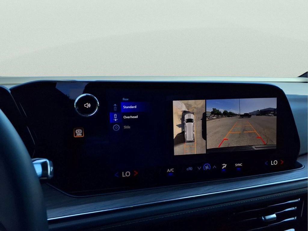 New 2026 Chevrolet Suburban LS AWD/4WD image 9