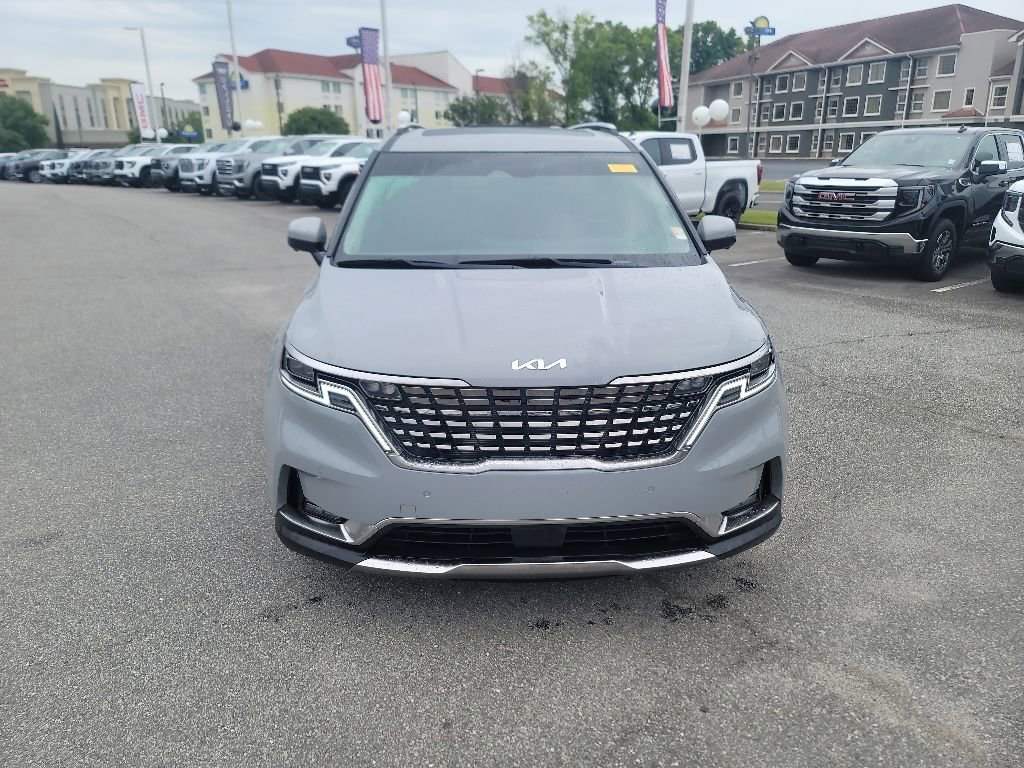 Used 2024 Kia Carnival SX Prestige FWD image 2