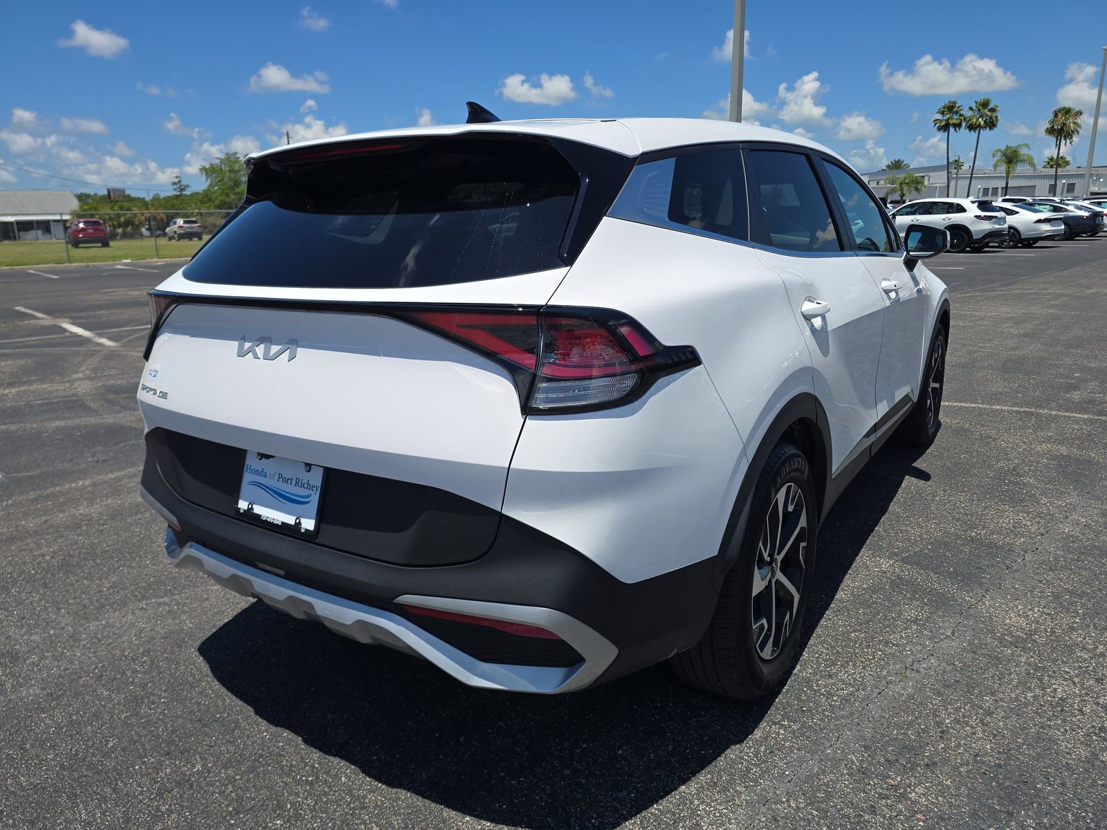 Used 2024 Kia Sportage EX FWD image 4