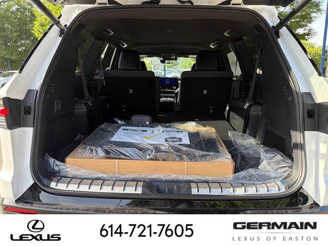 New 2026 Lexus TX 500h AWD image 15