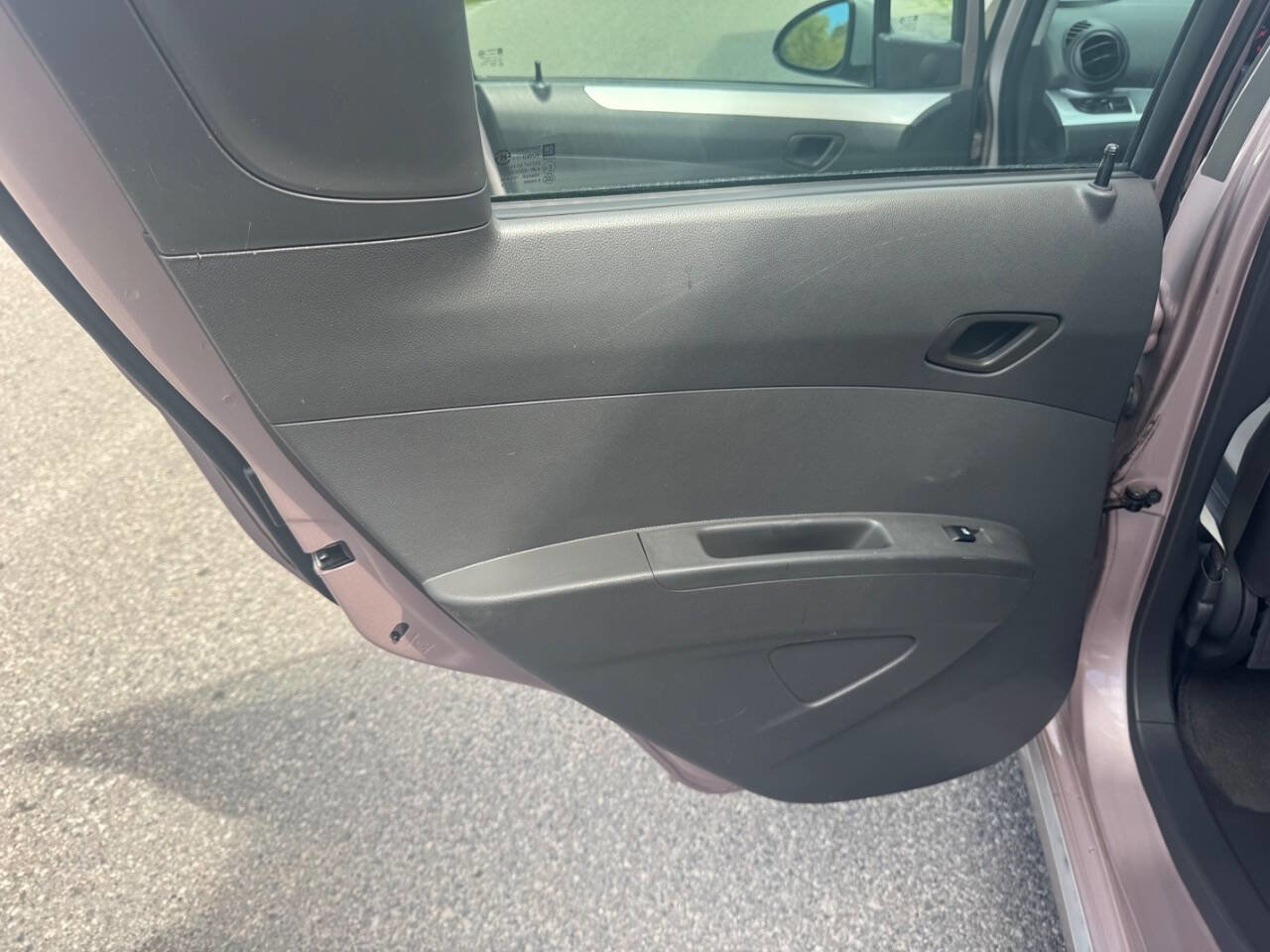 Used 2013 Chevrolet Spark LT image 22