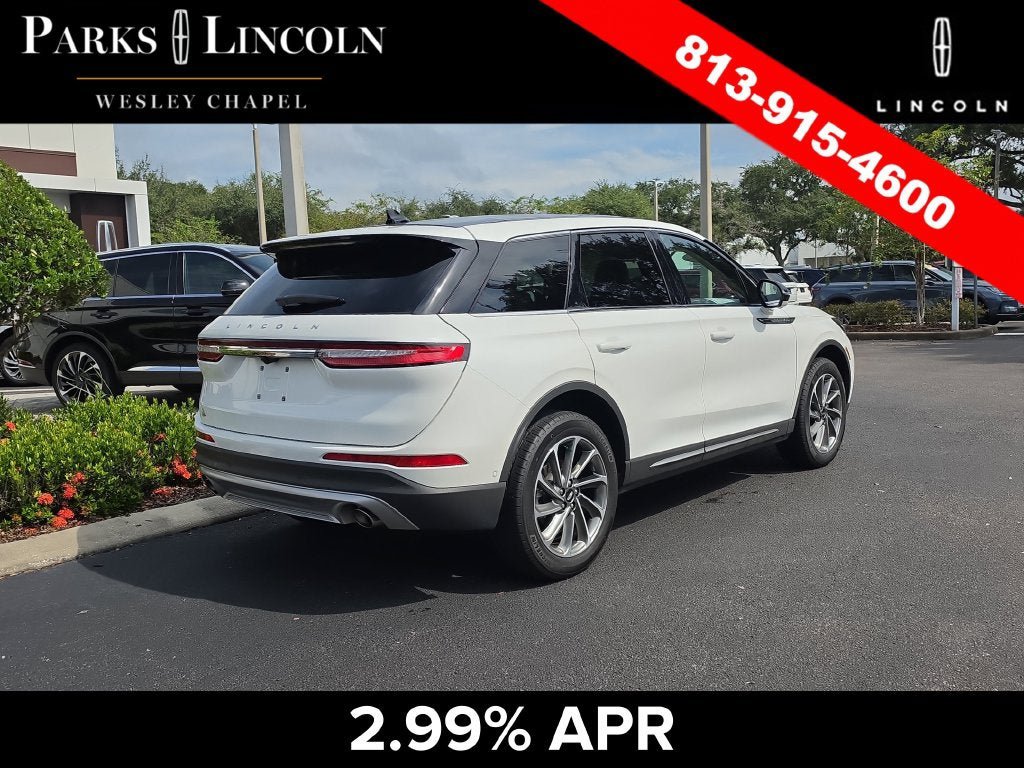 Certified 2023 Lincoln Corsair FWD w/ Equipment Group 102A image 4