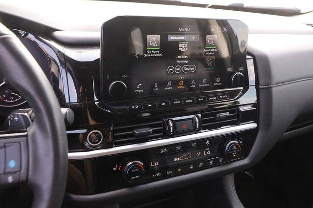 Used 2024 Nissan Pathfinder SL w/ SL Premium Package image 18