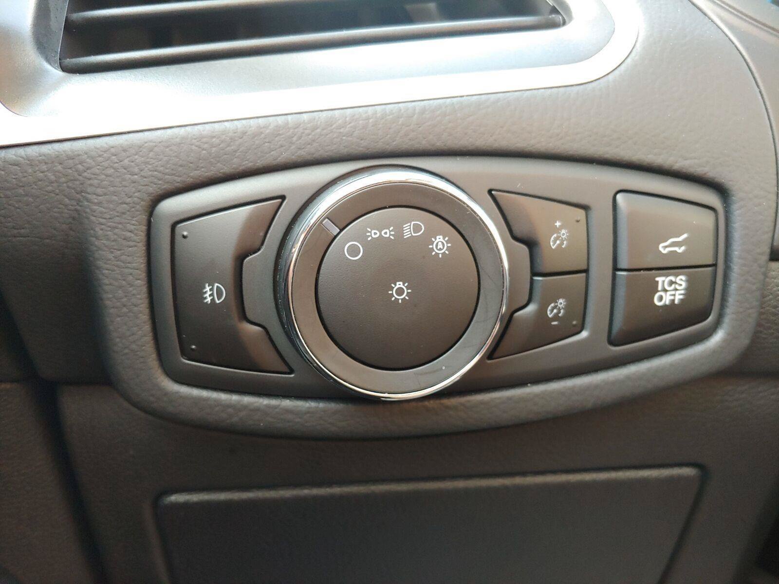 Used 2023 Ford Edge SEL w/ Convenience Package AWD/4WD image 17