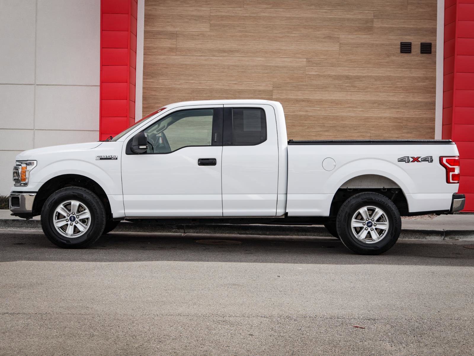 Used 2019 Ford F150 XLT w/ Equipment Group 301A Mid AWD/4WD image 8