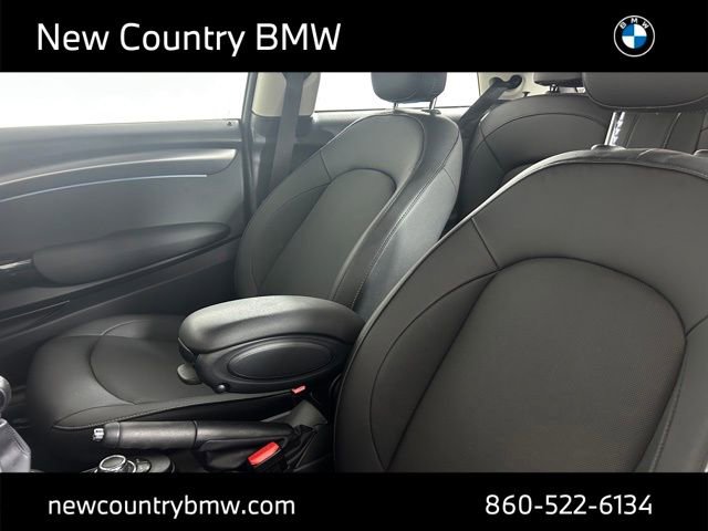 Used 2023 MINI Cooper 2-Door Hardtop image 24