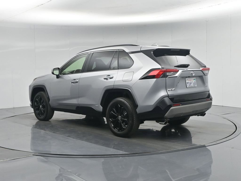 Used 2025 Toyota RAV4 SE AWD/4WD image 7