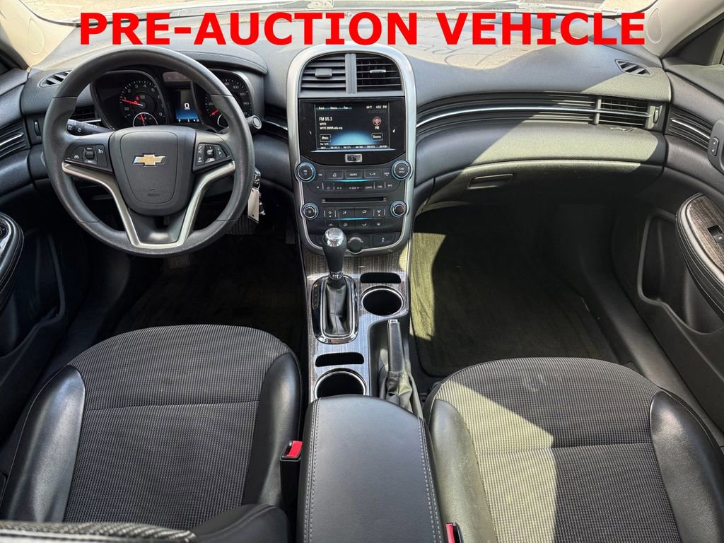 Used 2016 Chevrolet Malibu LT FWD image 12