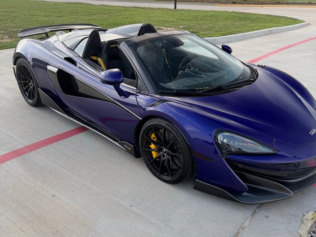 Used 2020 McLaren 600LT Spider RWD image 7