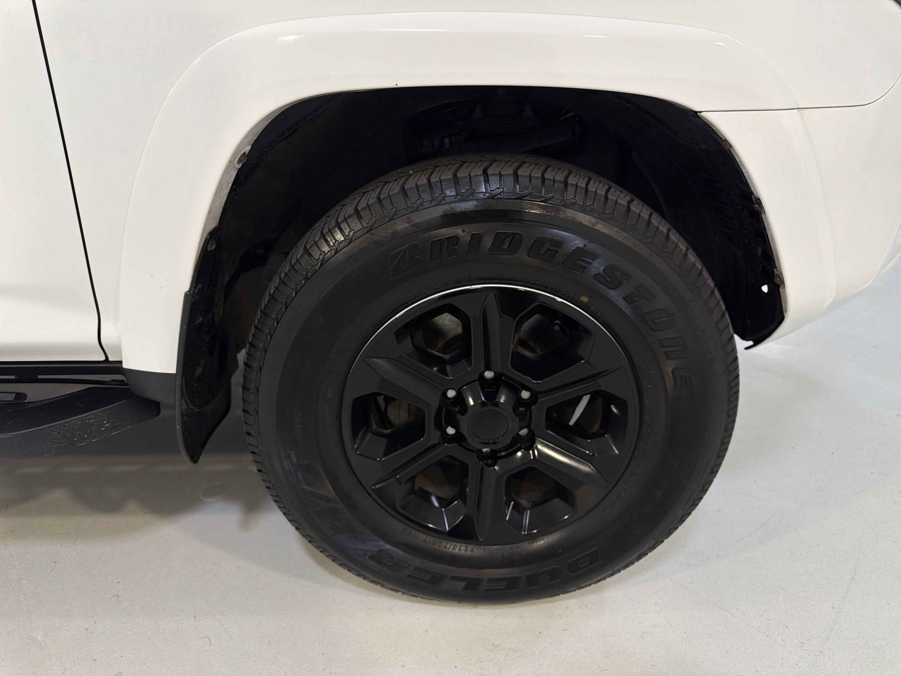 Used 2022 Toyota 4Runner SR5 Premium AWD/4WD image 29