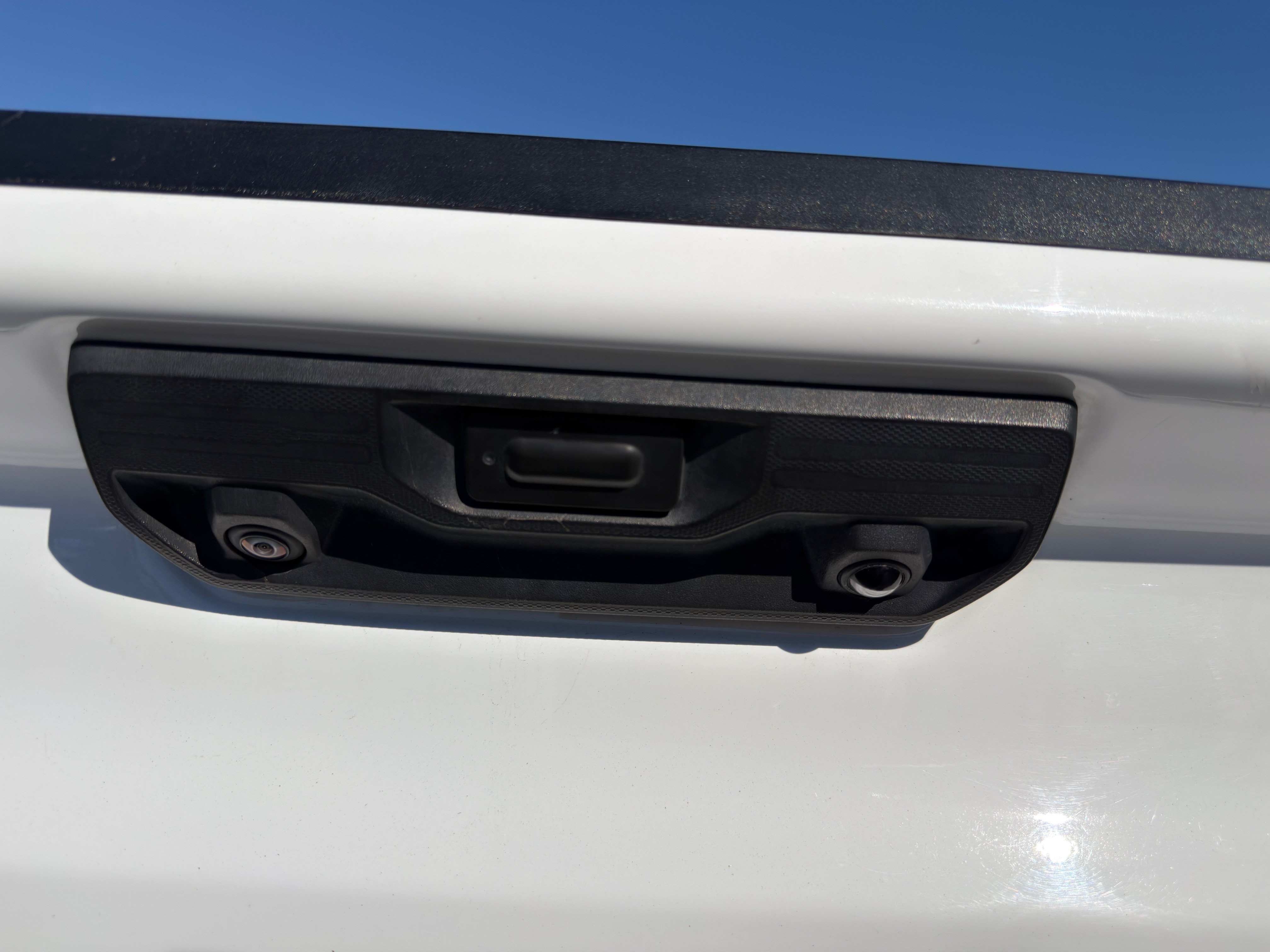 Used 2024 Chevrolet Silverado 1500 Custom w/ LPO, Dark Essentials Package RWD image 15