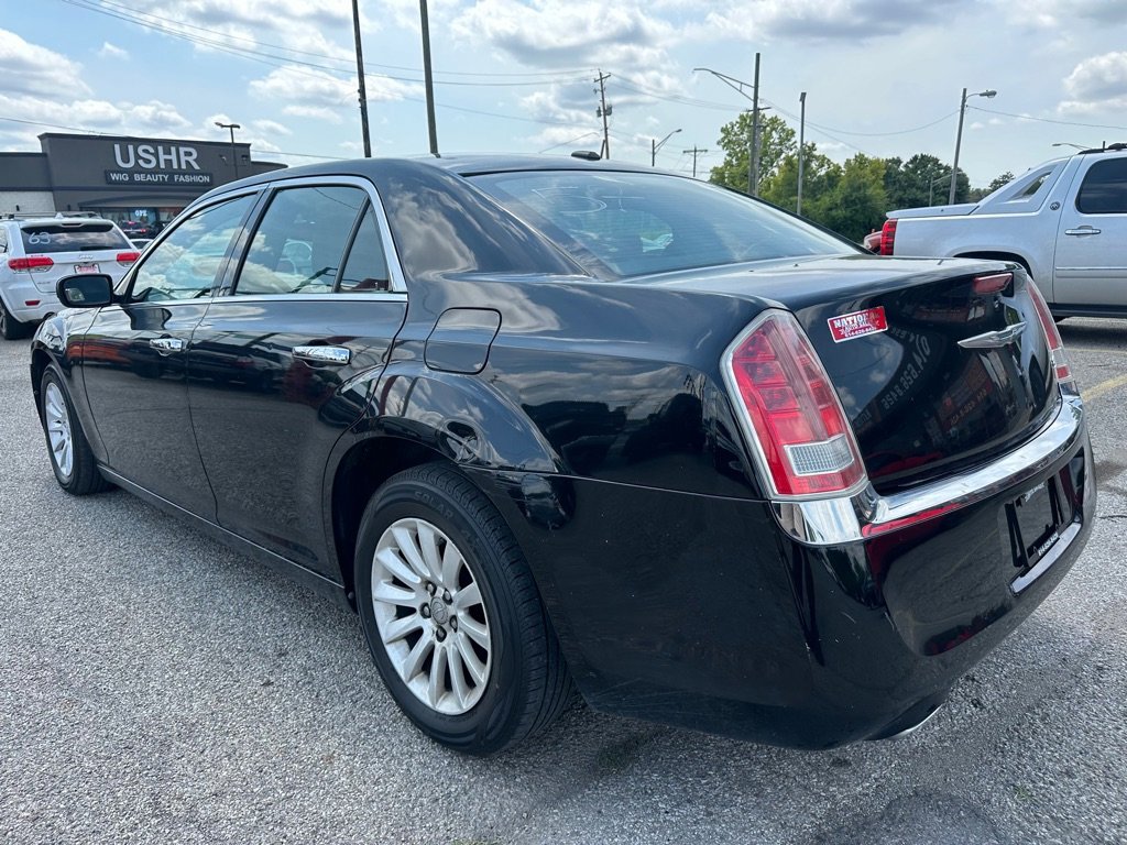 Used 2013 Chrysler 300 Touring image 5