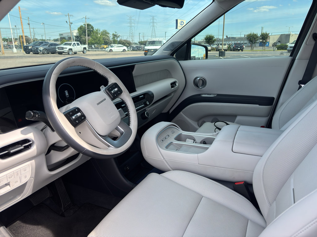 Used 2026 Hyundai Palisade Calligraphy FWD image 4