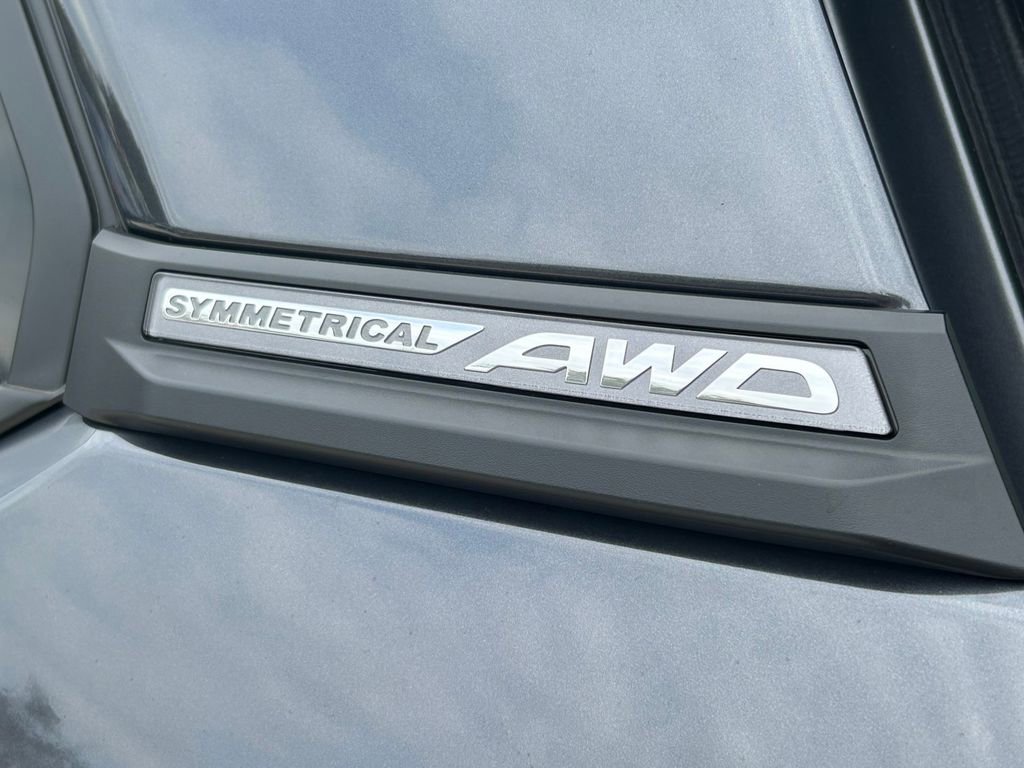 Used 2025 Subaru Forester Touring image 18