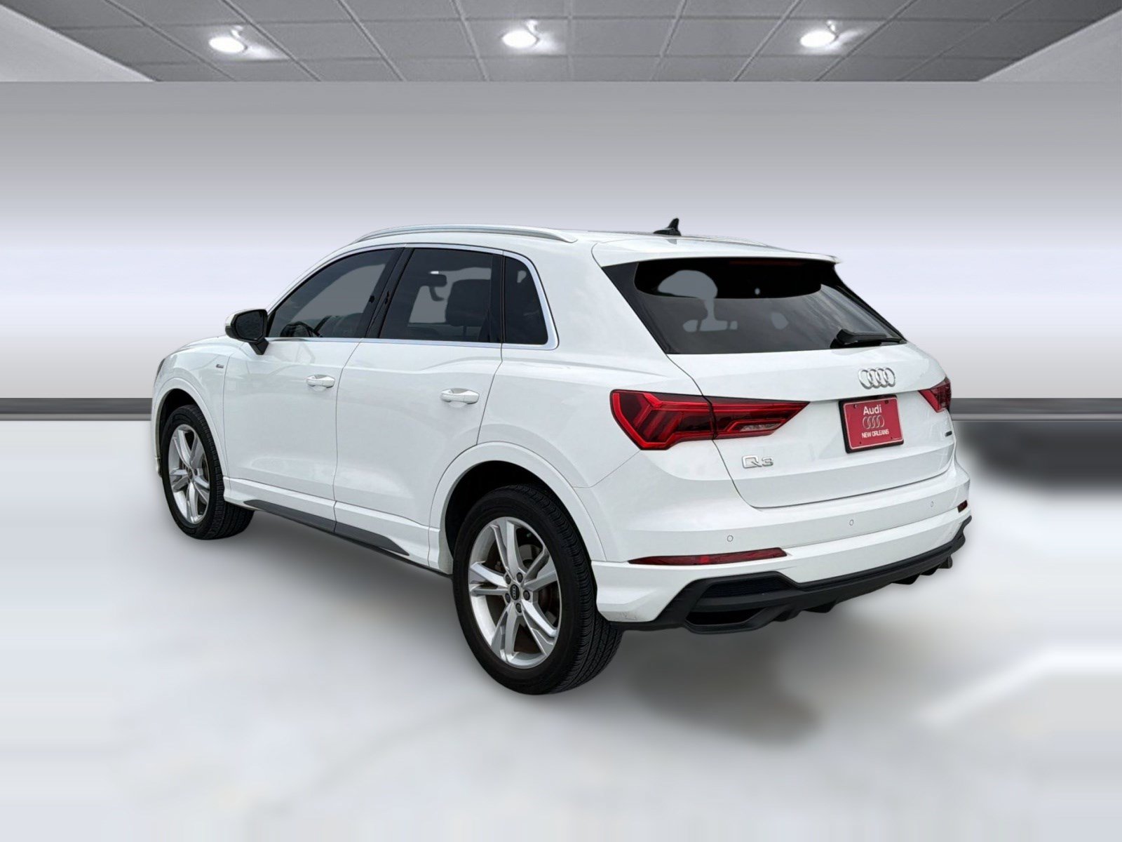 Certified 2023 Audi Q3 2.0T Premium Plus w/ Premium Plus Package AWD/4WD image 3