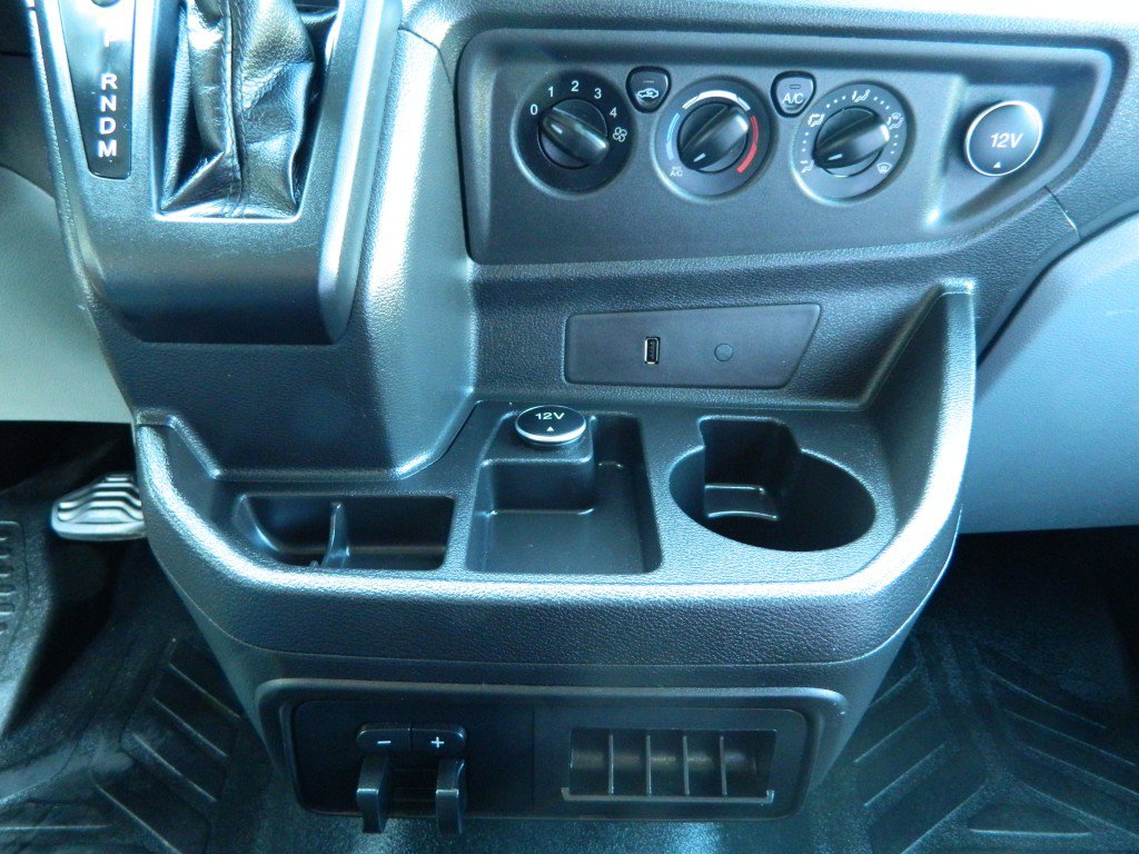 Used 2019 Ford Transit 250 130 Low Roof image 17