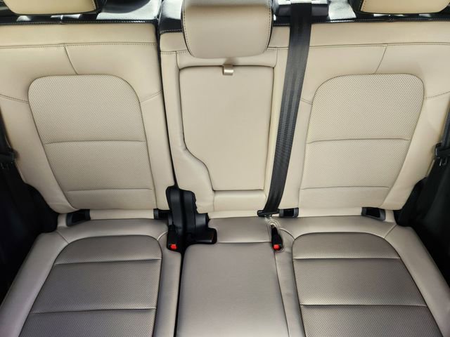 Certified 2022 Ford Escape Titanium w/ Class II Trailer Tow Package image 17