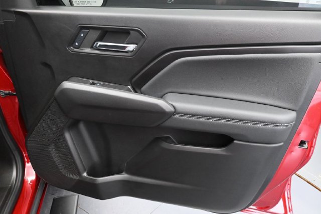 Used 2024 Chevrolet Colorado LT w/ LT Convenience Package RWD image 33