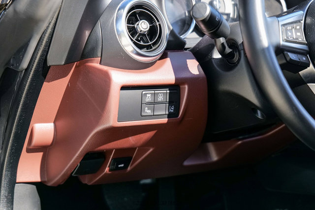 Used 2017 MAZDA MX-5 Miata RF Grand Touring RWD image 30
