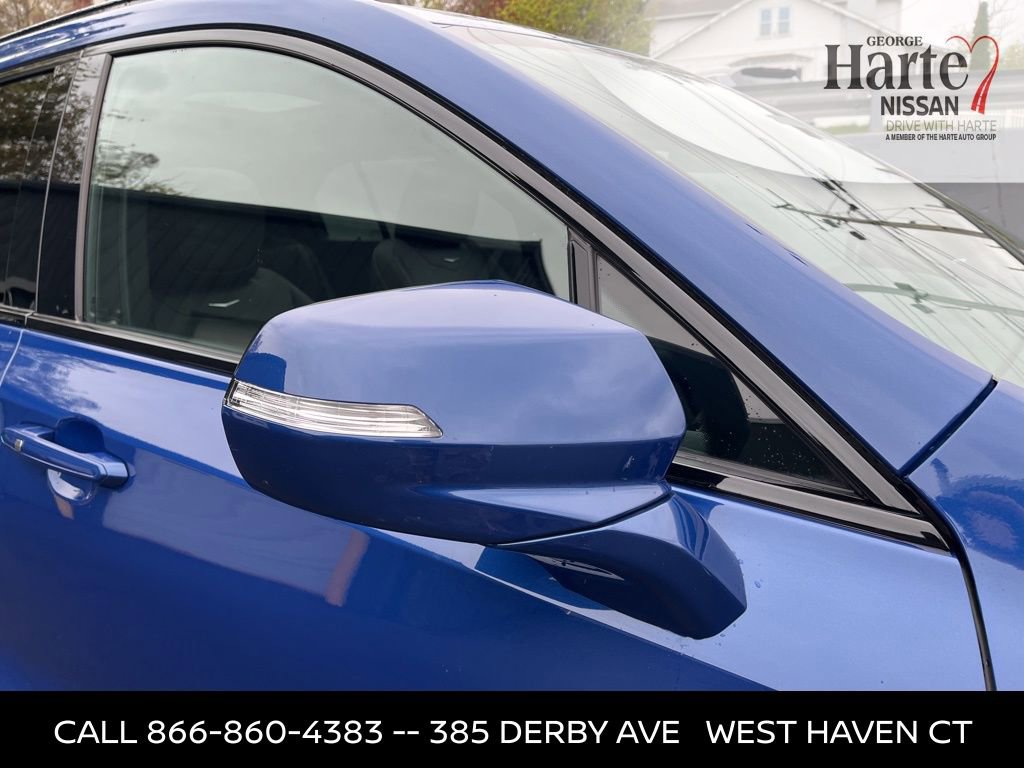 Used 2021 Cadillac XT4 Sport w/ Cold Weather Package AWD/4WD image 7