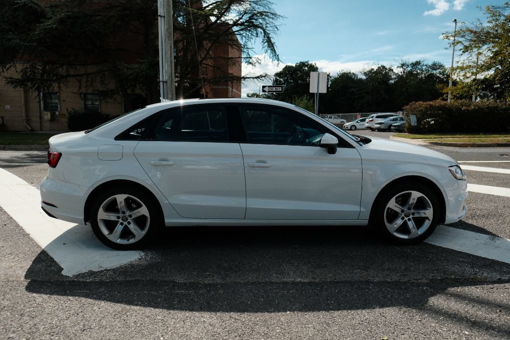 Used 2017 Audi A3 2.0T Premium w/ Convenience Package AWD/4WD image 4