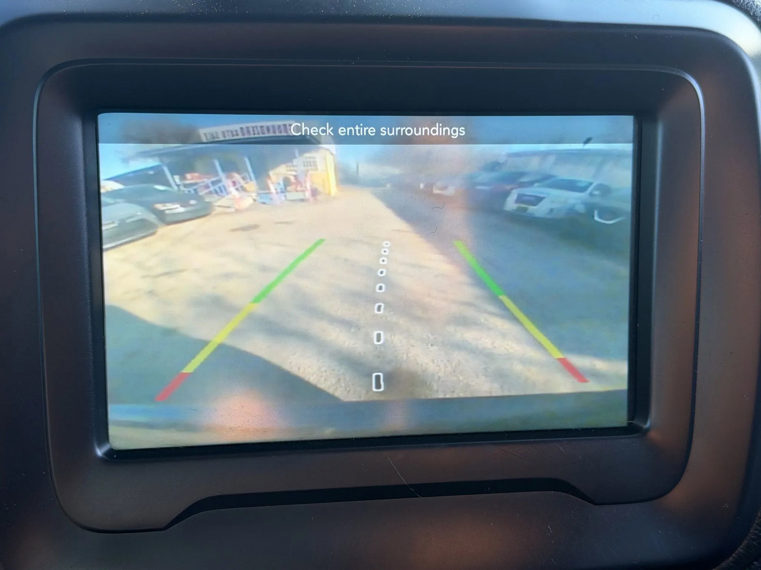 Used 2018 Jeep Renegade Altitude FWD image 20