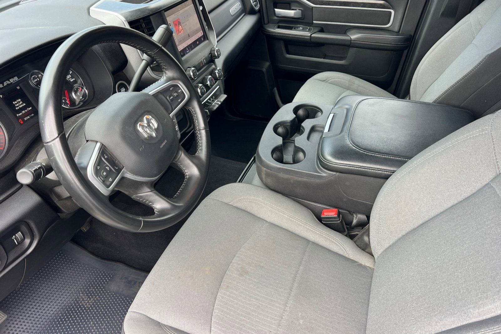 Used 2024 RAM 3500 Big Horn image 10