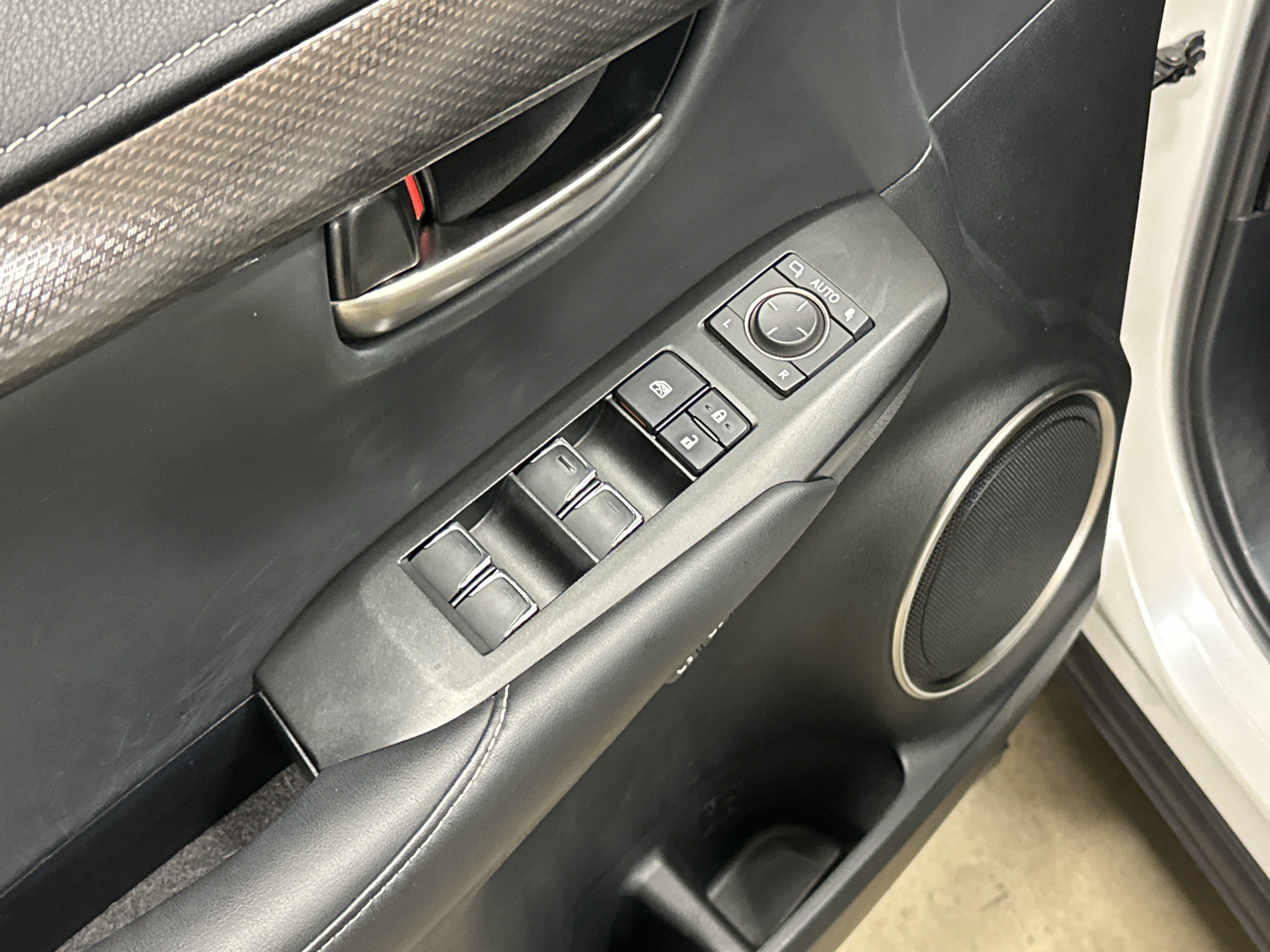 Used 2019 Lexus NX 300h AWD w/ Premium Package image 15