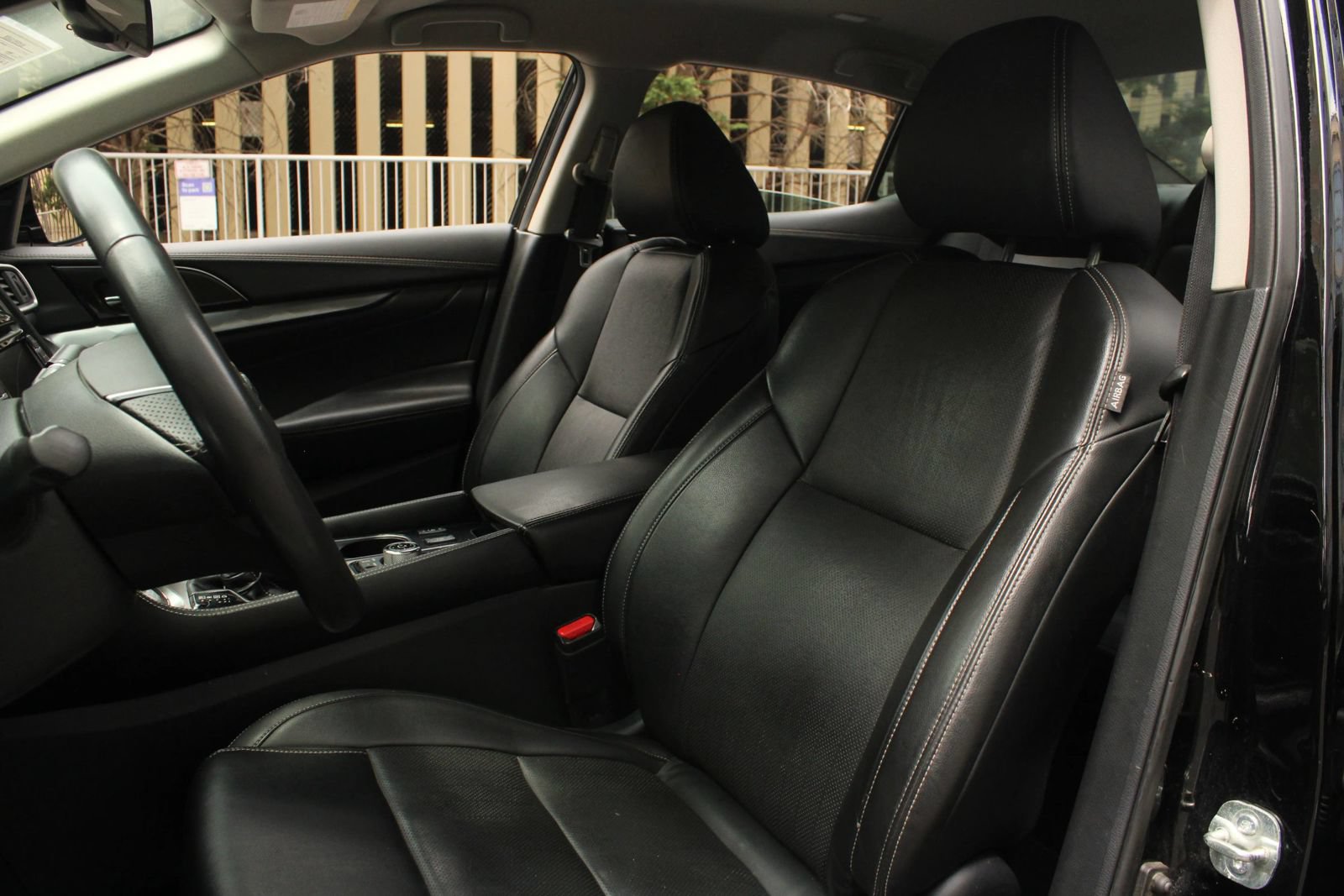 Used 2019 Nissan Maxima 3.5 SV w/ Floor Mat Group FWD image 16