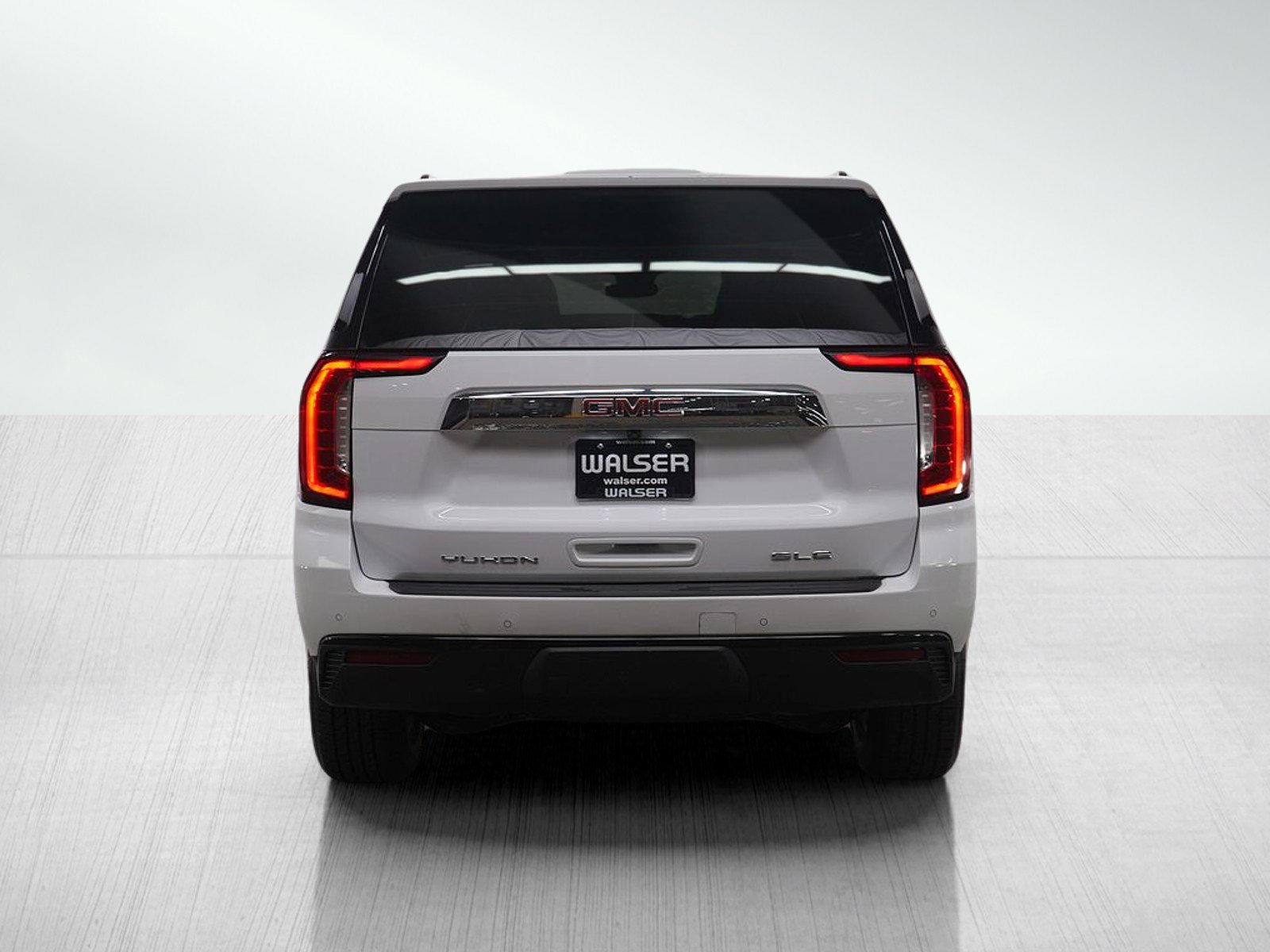 Used 2024 GMC Yukon XL SLE image 5