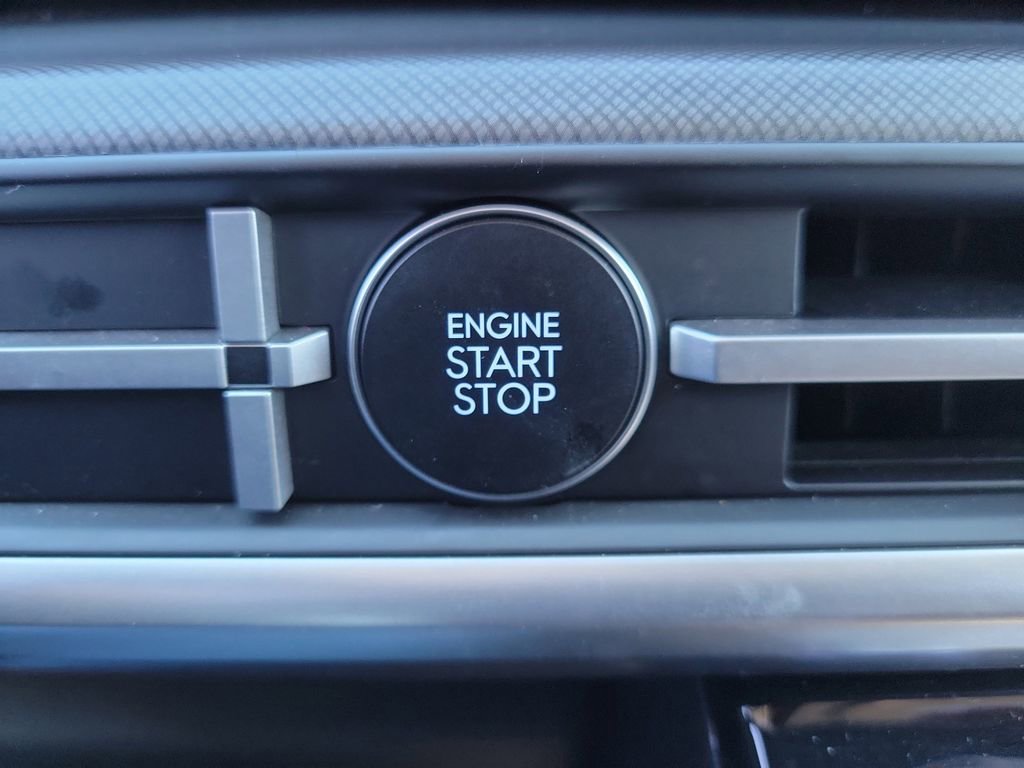 Used 2025 Hyundai Santa Fe SEL image 32