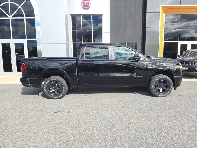 New 2026 RAM 1500 4x4 Crew Cab image 7