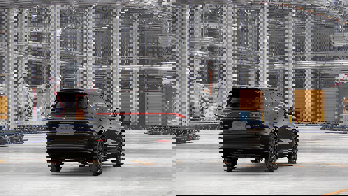 New 2026 Toyota Crown Signia AWD/4WD image 9