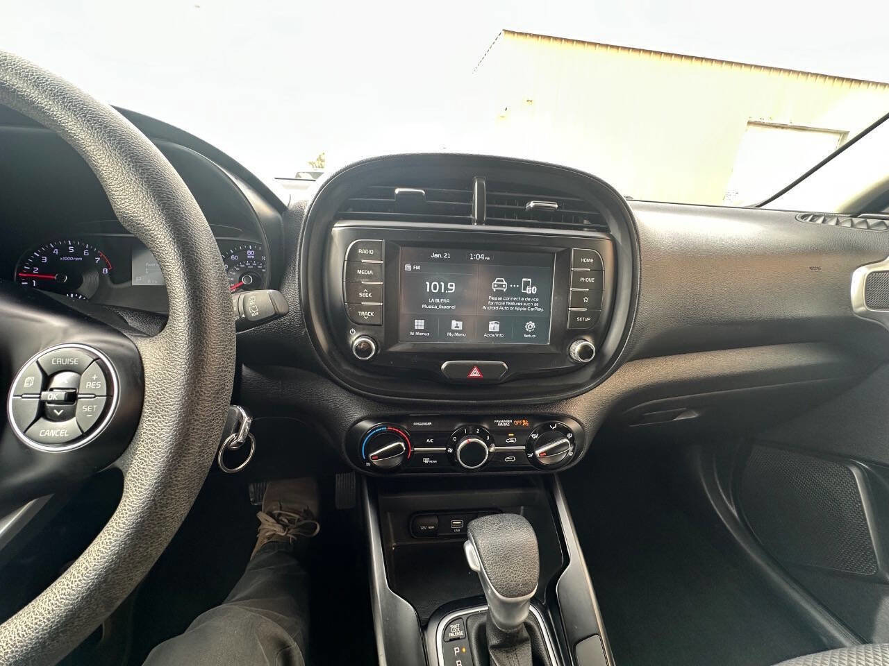 Used 2020 Kia Soul LX image 16