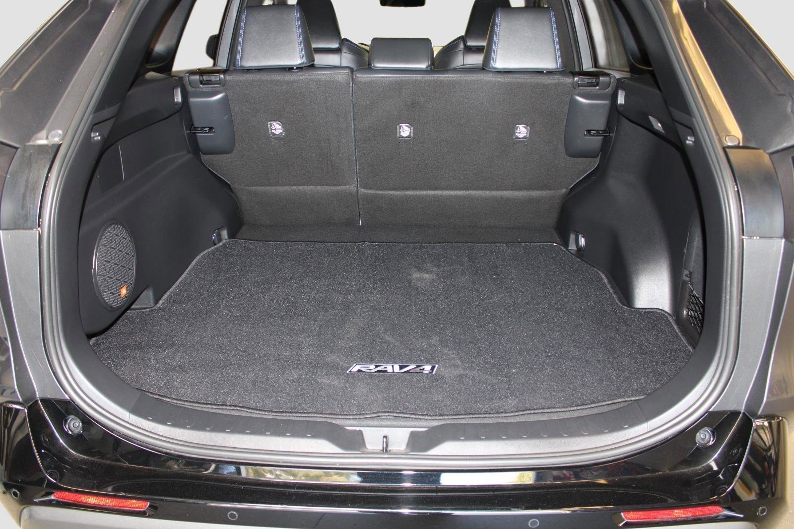 Used 2020 Toyota RAV4 XSE AWD/4WD image 31