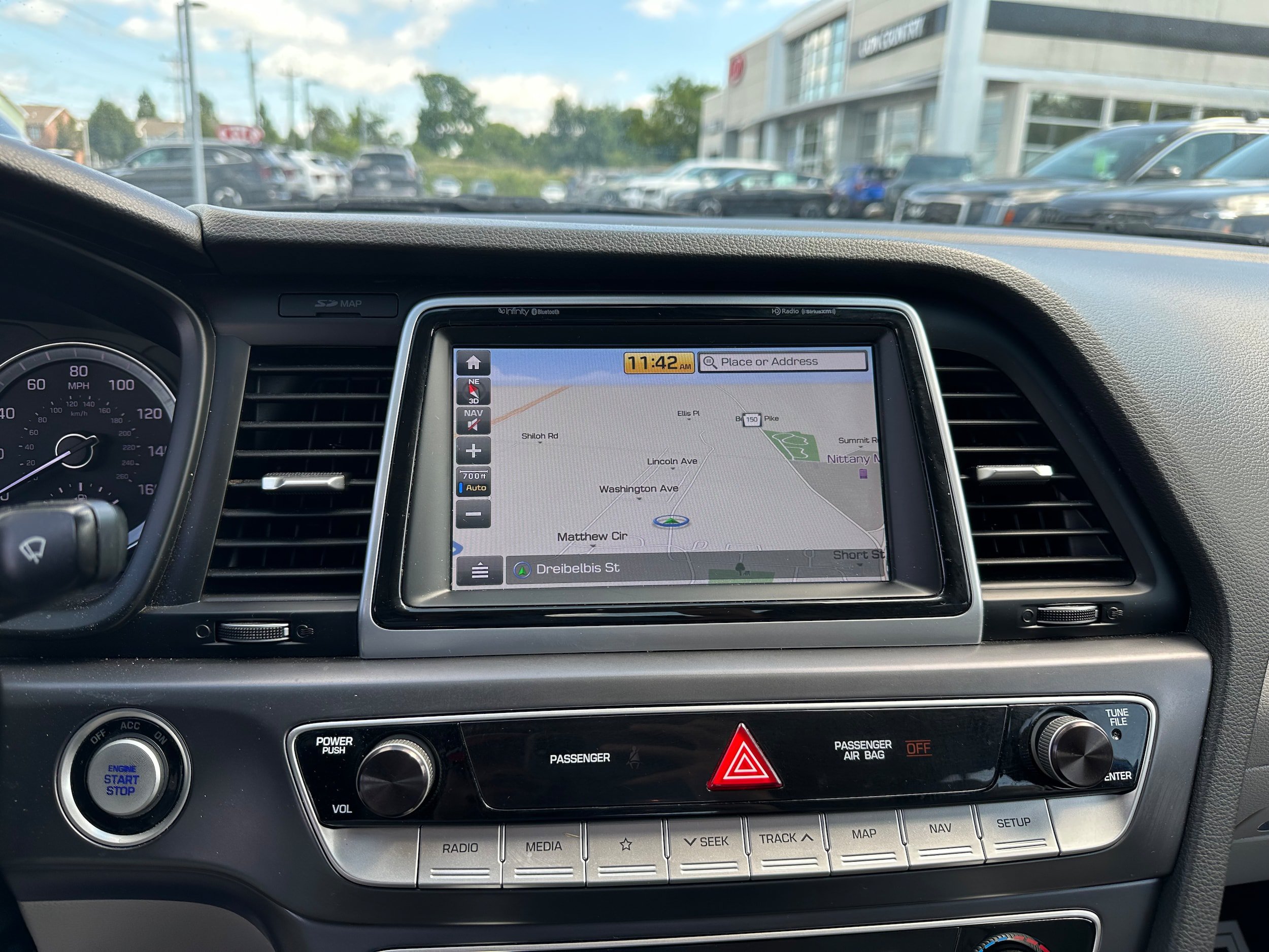Used 2018 Hyundai Sonata Limited w/ Limited Ultimate Package 03 FWD image 27