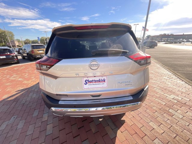 Used 2022 Nissan Rogue Platinum w/ Head-Up Display Package AWD/4WD image 31