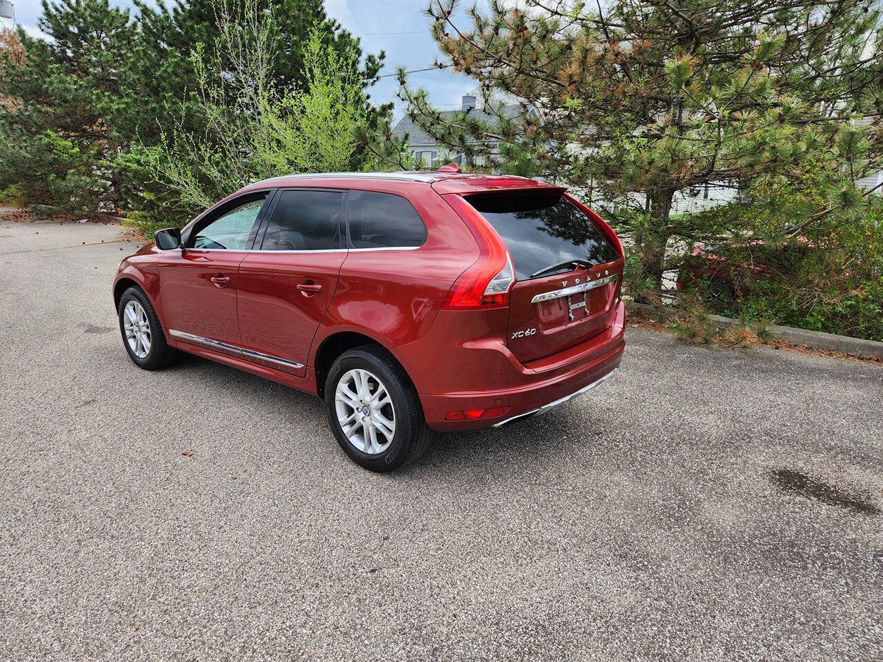 Used 2015 Volvo XC60 T5 Premier FWD image 8