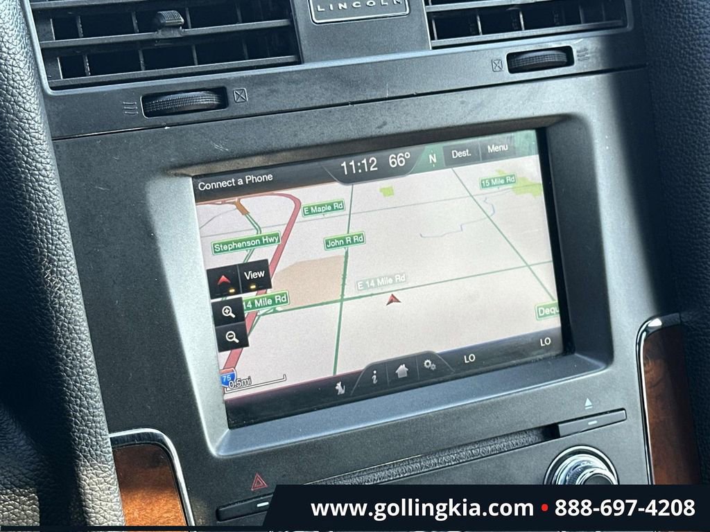 Used 2015 Lincoln Navigator L 4WD image 25