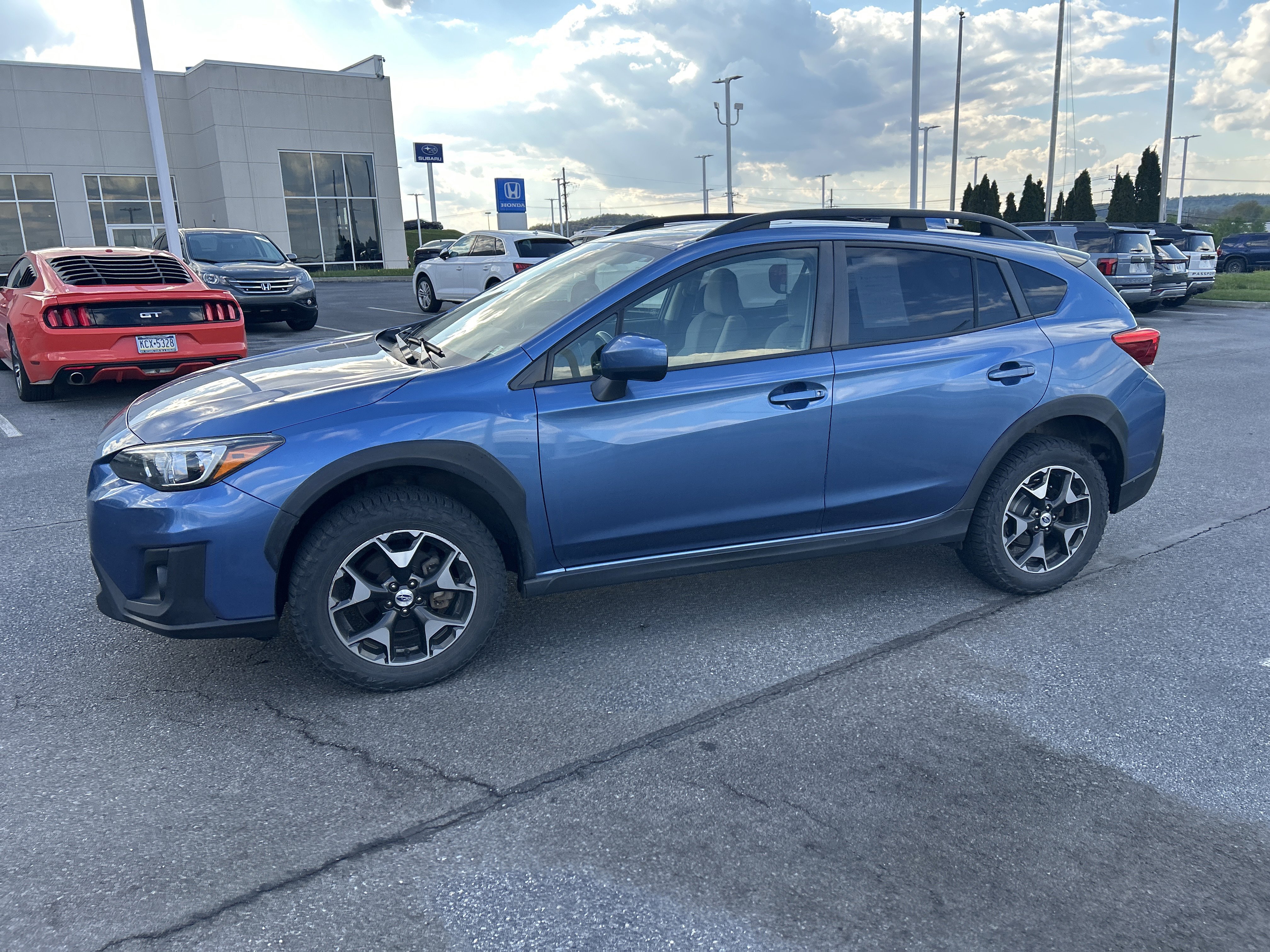 Used 2018 Subaru Crosstrek 2.0i Premium w/ Moonroof Package AWD/4WD image 26