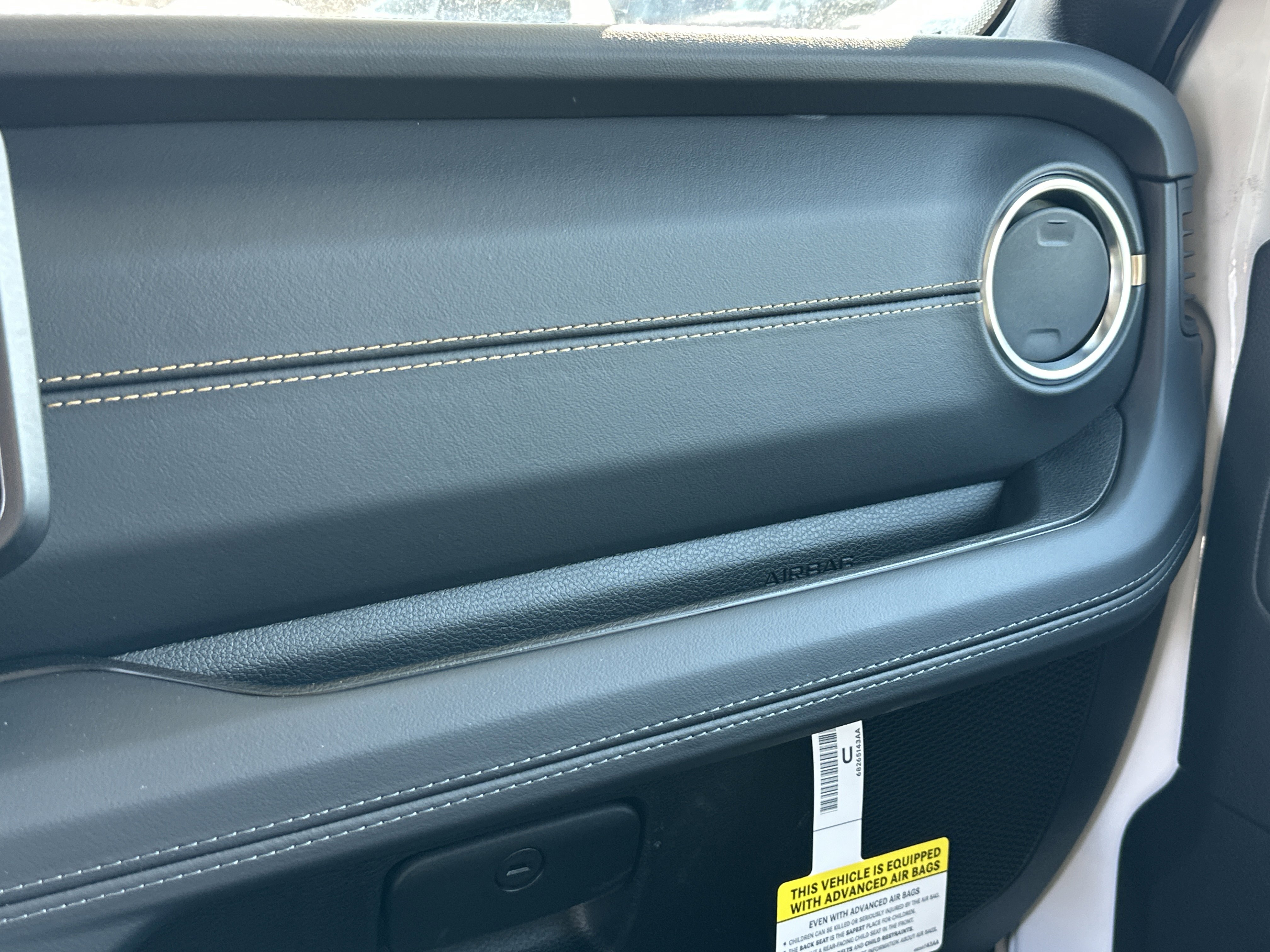 New 2026 Jeep Gladiator Sport image 8