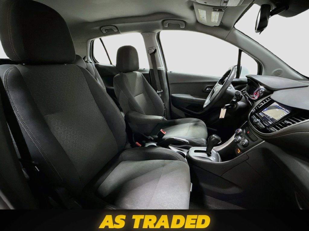 Used 2019 Chevrolet Trax LS AWD/4WD image 27
