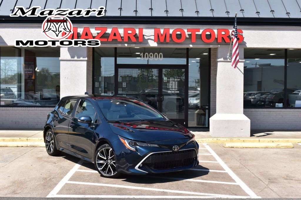 Used 2020 Toyota Corolla XSE FWD image 1