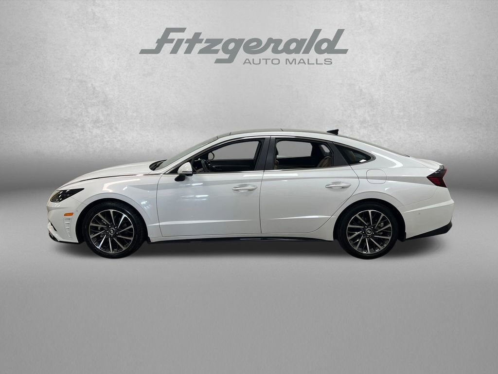 Used 2020 Hyundai Sonata Limited w/ Preferred Accessory Package FWD image 2